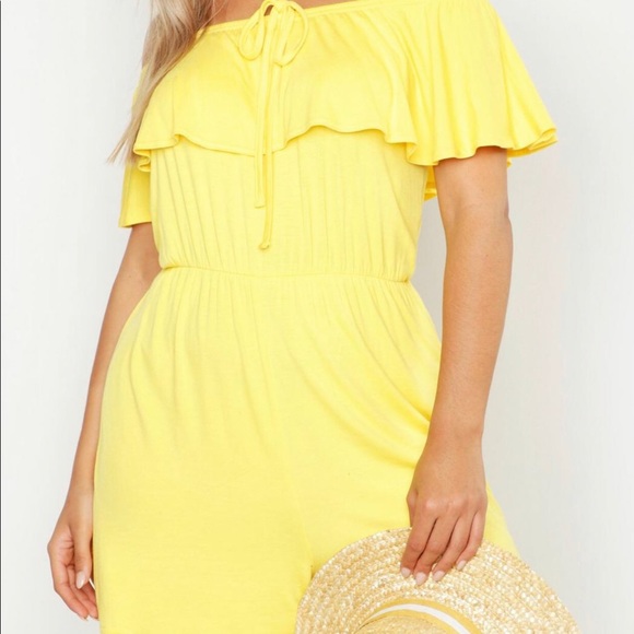 Boohoo Plus Pants - Yellow off the shoulder Romper playsuit